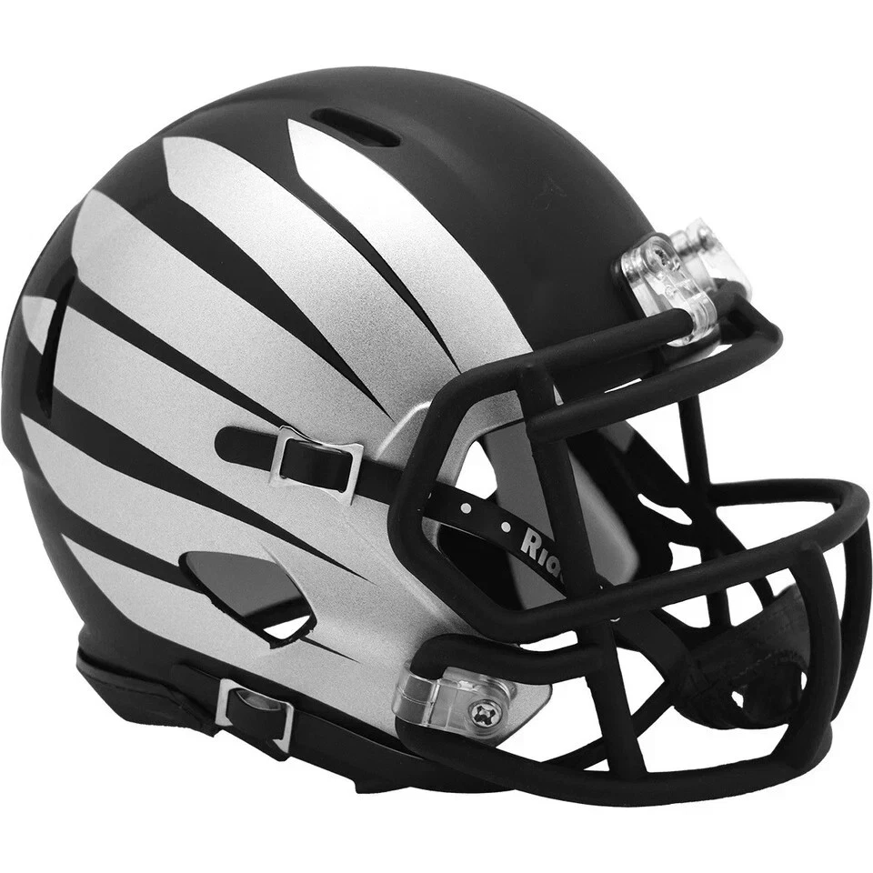 Oregon Ducks NCAA Mini Speed Football Helmet <B>Black w/Wing</B> Oregon Ducks NCAA Mini Speed Football Helmet Black w/Wing
